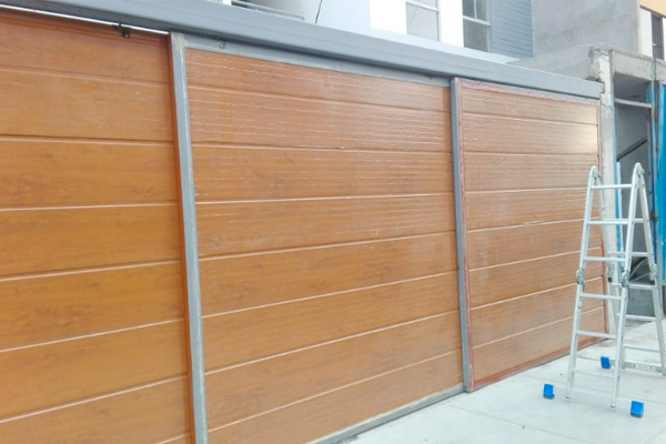 Limpieza de puertas corredizas